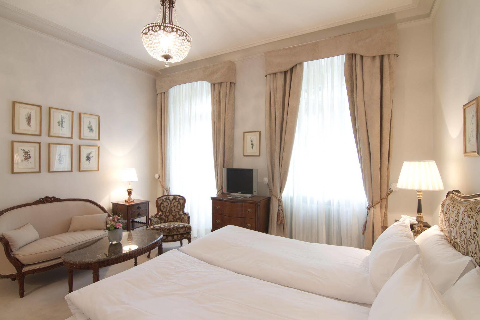Hotel Romerbad Badenweiler Kültér fotó